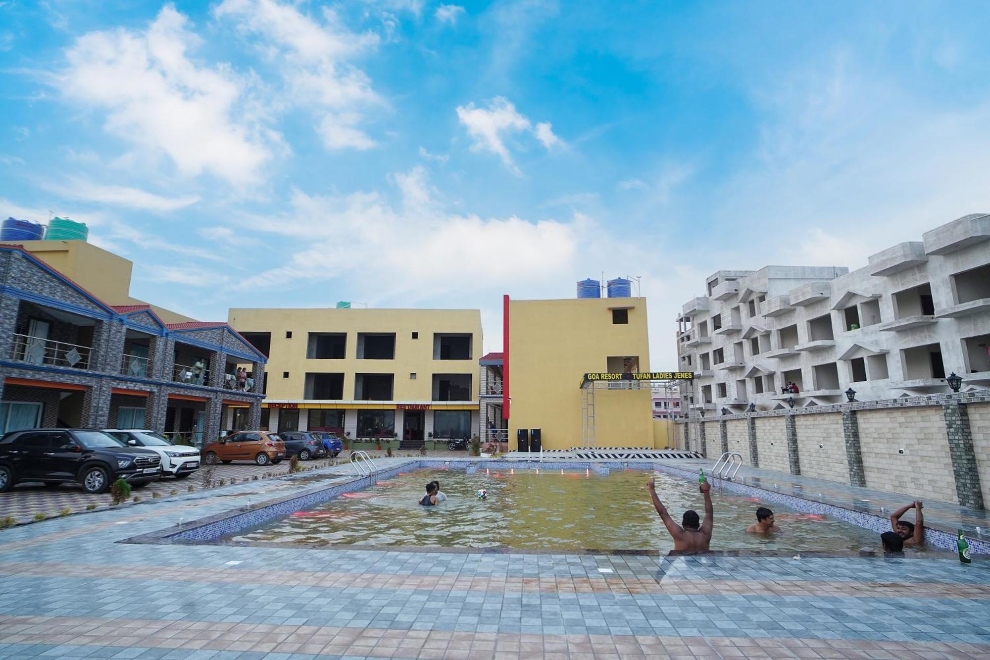 Goa Beach Resort On Beach Mandarmani Exterior foto
