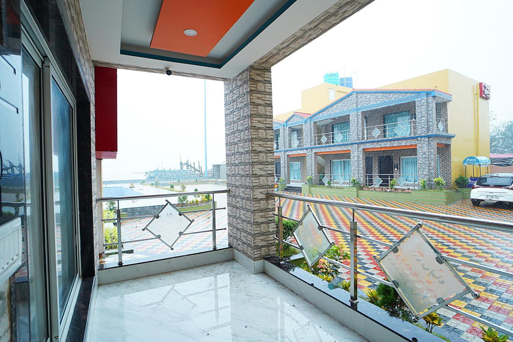 Goa Beach Resort On Beach Mandarmani Exterior foto